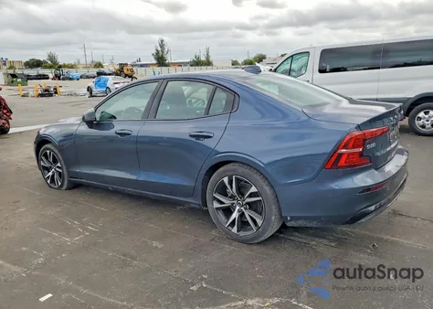 2024 Volvo S60 Core z USA, uszkodzony, nr VIN 7JRL12TK7RG296319